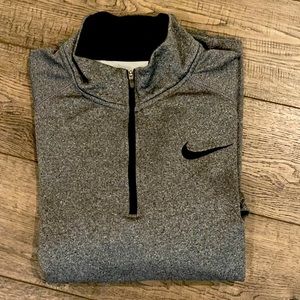 Nike Therma-Fit pullover